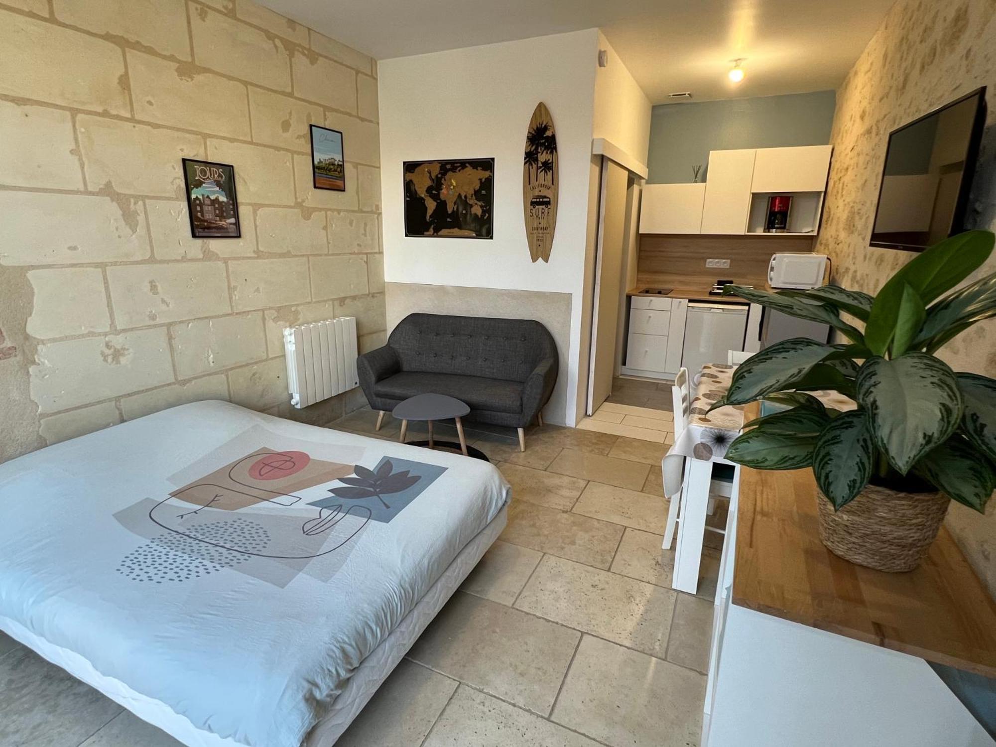 Guest House De Celine Et Benoit Rivarennes  Esterno foto